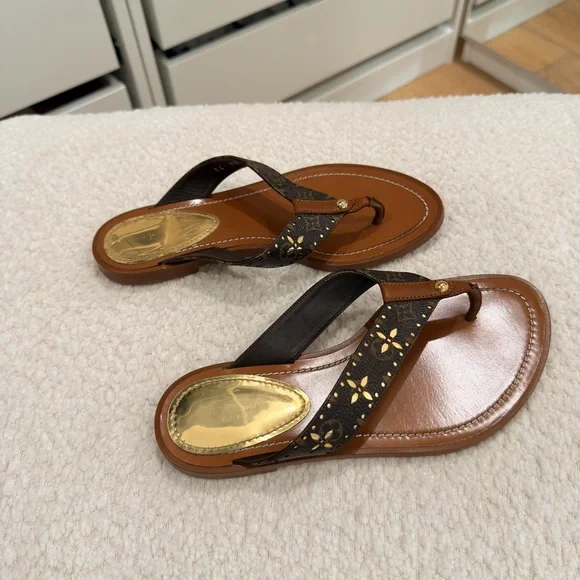 Louis Vuitton Brown and Black Sandals Flip Flops with Gold Accents 35 - Picture 8 of 8